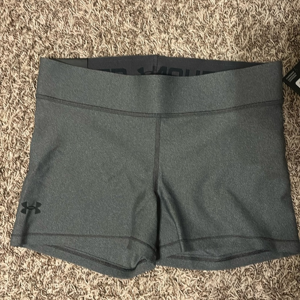 Underarmour shorts